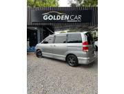 Toyota Noah 2006 versión S chapa Mercosur