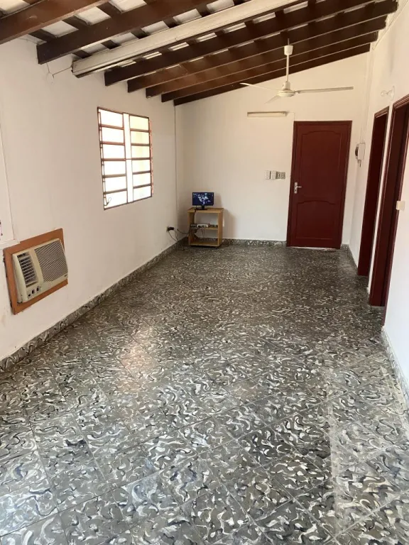 ALQUILO CASA EN SAJONIAGS. 3.500.000 A PASOS DEL PALACIO DE JUSTICIA — foto 3