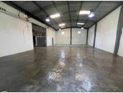 En Alquiler Depósito de 350 m2 en Fernando de la Mora Norte A395