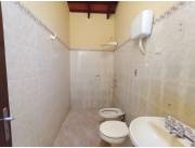 ALQUILO CASA EN 4TO BARRIO LUQUE COD 5054