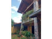 VENTA HERMOSA RESIDENCIA EN ASUNCIÓN BARRIO CARLOS ANTONIO LOPEZ (ZONA LA TAQUERIA)COD 517