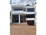 EN ALQUILER CASA EN ASUNCION PARA OFICINA EN BARRIO MBURICAO ID 33892