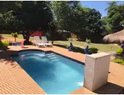 VENDO CASA QUINTA EN ESQUINA A 300 METROS DE ACCESO SUR SOBRE ASFALTO, ZONA GUARAMBARÉ!!!