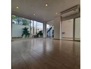 ALQUILO DUPLEX CON PISCINA LUQUE ZONA CONMEBOL