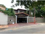VENDO CASA EN ASUNCIÓN BARRIO REPUBLICANO