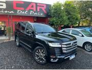 Toyota land cruiser año 2018 con equipamiento 2024