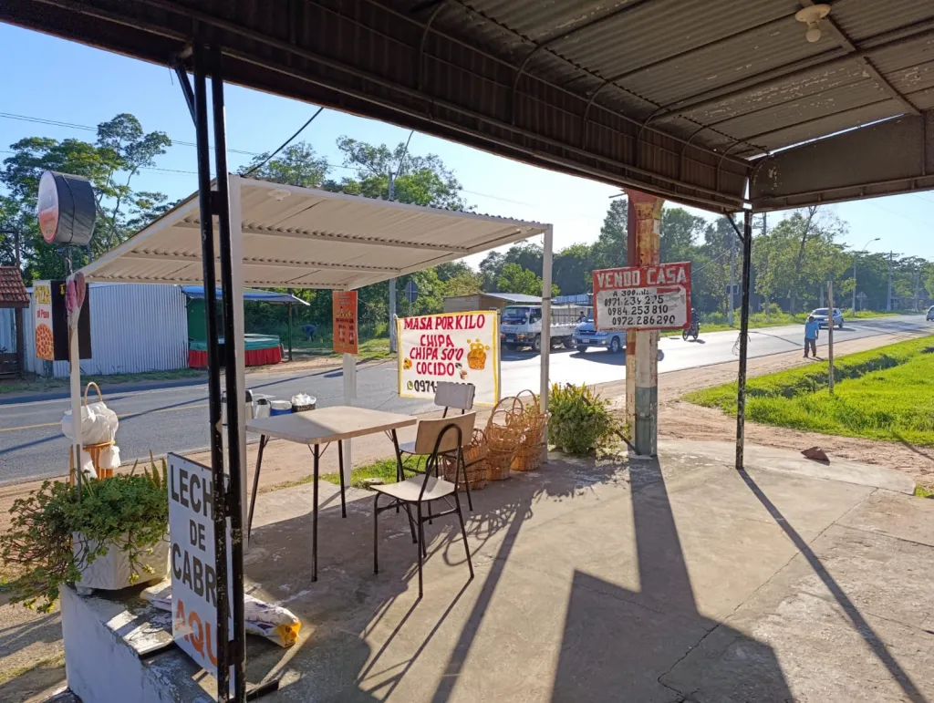 ALQUILO SALON COMERCIAL SOBRE RUTA PRINCIPAL ZONA RUTA AREGUA PATIÑO YPACARAI — foto 2