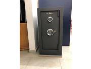 Caja fuerte AGHEMO ( 0,50 x 0,50 x 1,00 ). Acepto artículos de Interés, escucho ofertas.
