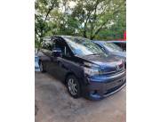 TOYOTA VOXY 2010 AUTOMÁTICO 2.0CC RECIEN IMPORTADO