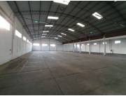 VILLA ELISA: 2.000 M2, 2 PLANTAS, IMPECABLE INFRAESTRUCTURA, ESTACIONAMIENTO, GRAN PROPIED