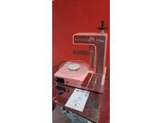 Niveladora de cobertura para tortas Anodilar