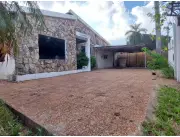 VENDO AMPLIA CASA TODA EN PLANTA BAJA EN LUQUE PRIMER BARRIO‼️ C-1171
