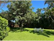*ALQUILO AMPLIA RESIDENCIA EN UNA PLANTA CON 1.264 M2 DE TERRENO* SAN VICENTE ASUNCION