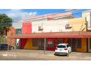 ALQUILER DE SALÓN CON DEPÓSITO EN UBICACIÓN ESTRATÉGICA – AV. DEFENSORES DEL CHACO