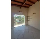 Alquilo Dpto de 2 pisos a 4 cuadras Mickey Felix Bogado- 2 hab -garage- Bo Obrero