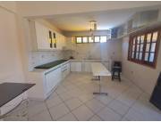 ALQUILO! MODERNO DEPARTAMENTO DE 2 HABITACIONES C/GARAGE , EN BARRIO OBRERO