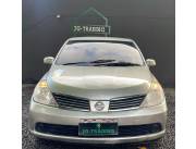 Nissan Tiida año 2006