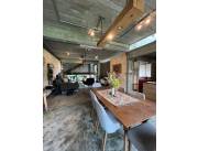 VENDO CASA ESTILO INDUSTRIAL EN LUQUE, ZONA CONMEBOL. COD 5140