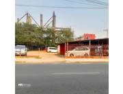 ALQUILER DE TERRENO CON SALÓN EN ESQUINA – UBICACIÓN COMERCIAL ESTRATÉGICA EN SAN LORENZO