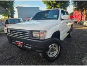 Toyota Hilux Año 1999 Color Blanco
