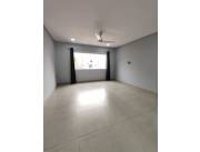VENDO FINA RESIDENCIA MINIMALISTA EN ASUNCION, BARRIO NAZARETH. COD 5158
