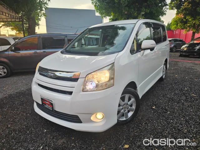 Toyota Noah 2007 - foto 8