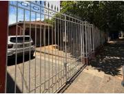Oportunidad Mburucuya para edificio 426 m2 12 de frente