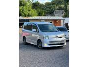 Toyota Voxy 2009 cap