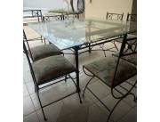 Mesa de comedor cuadrada - Remato por viaje!