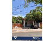 VENDO TERRENO, excelente ubicacion, con vieja construccion