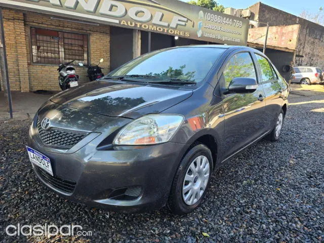 Toyota Belta 2009 — foto 2
