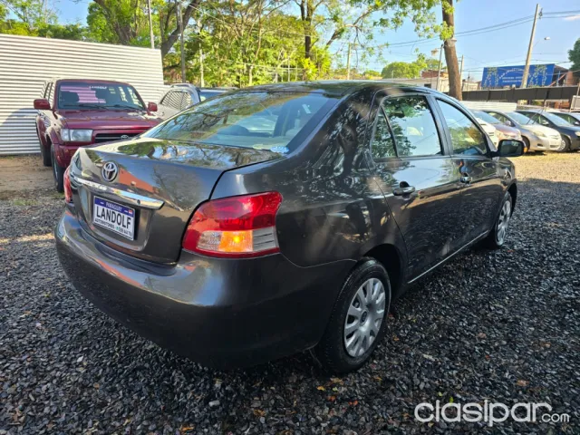 Toyota Belta 2009 — foto 6