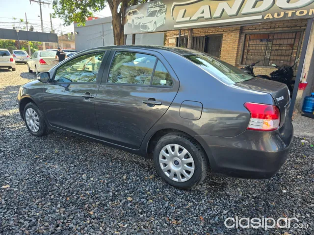 Toyota Belta 2009 — foto 7