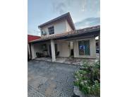 VENDO CASA EN LUQUE BARRIO BELLA VISTA COD 5304