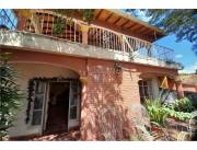 Amplia residencia en VISTA ALEGRE