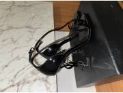 Hermosa sandalia Saint Laurent