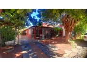 CASA EN VENTA - EXCELENTE UBICACION - VILLA AURELIA
