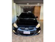 HYUNDAI ACCENT GLS DE AUTOMOTOR AÑO 2016 MOTOR 1.6 NAFTERO AUTOMÁTICO DOCUMENTOS AL DÍA