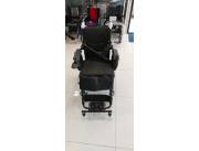 SILLA DE RUEDAS CON BIPIDESTADORA