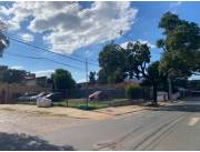 En Alquiler Terreno en esquina en el Barrio Los Laureles, Asunción