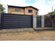 Casa en Fernando de la Mora – Zona Laguna Grande