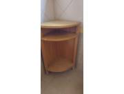 Vendo esquinero de madera maciza