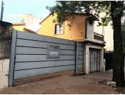 VENDO CASA A DEMOLER EN BARRIO LAS MERCEDES