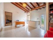 VENDO CASA CON 4 DORMITORIOS Y PISCINA S/AVDA.DEL YACHT A 30 MTRS DE ASO FOMENTO-LAMBARE