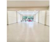 ALQUILO AMPLIO SALÓN COMERCIAL A ESTRENAR