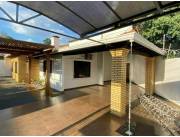 SE ALQUILA HERMOSA CASA EN EL BARRIO BOQUERON