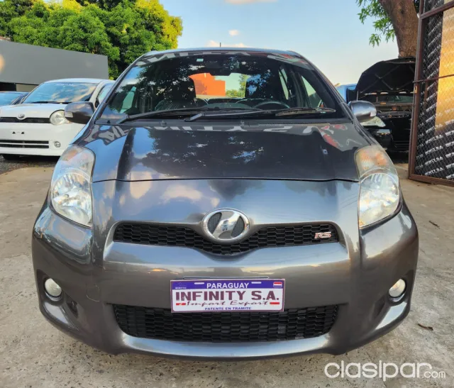 Toyota Vitz 2010 - foto 2