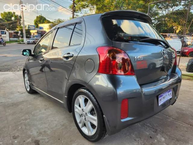 Toyota Vitz 2010 — foto 7