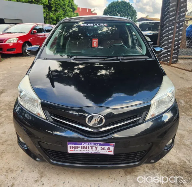 Toyota Vitz 2014 - foto 2