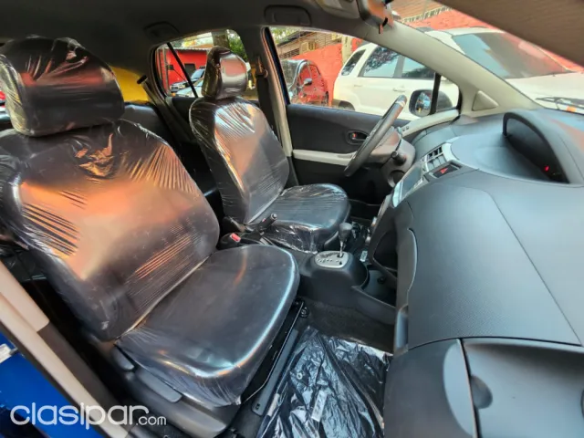 Toyota Vitz 2011 — foto 4